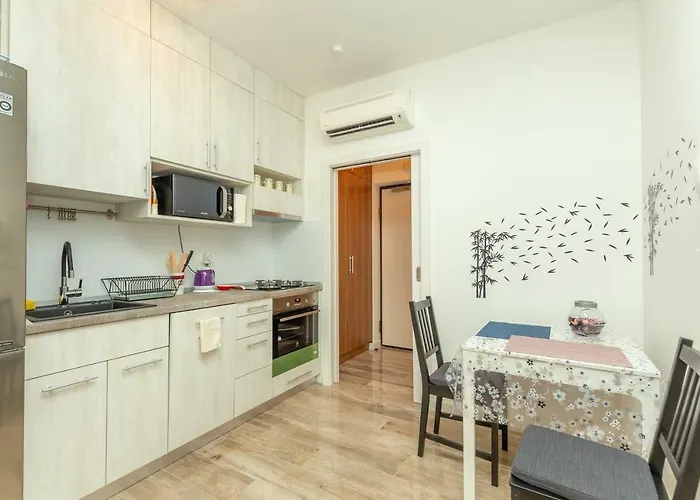 Апартаменты Charming Cozy Solitudo